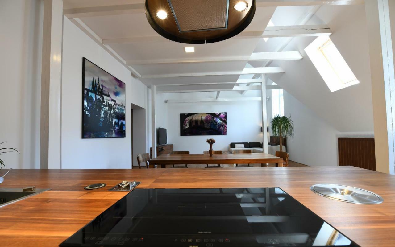 Loft Apartamento Praga Exterior foto